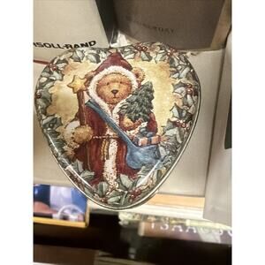 Vintage Russ Cinnamon Christmas Candle Collectible Heart Shaped Bear